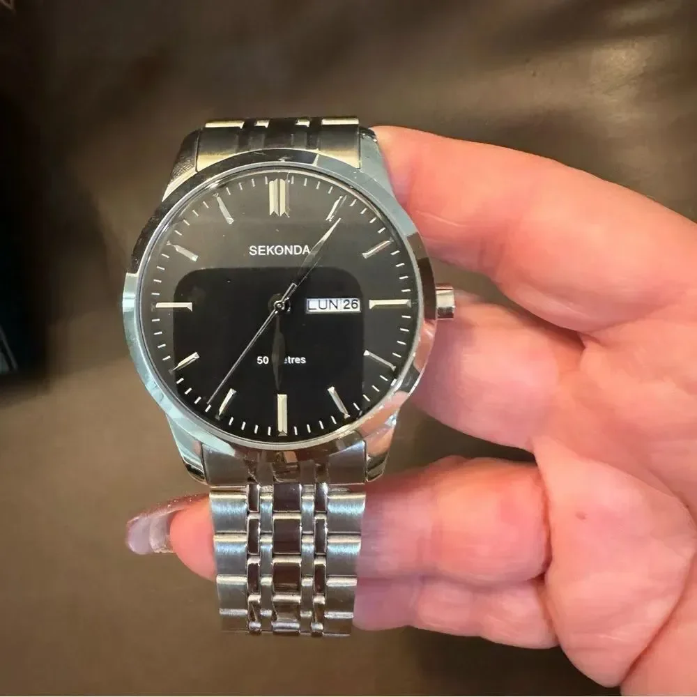 Sekonda Classic Mens Stainless Steel Black Dial Water Resistant Model 1665 Watch